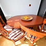 Vacation Apartment With Free Parking